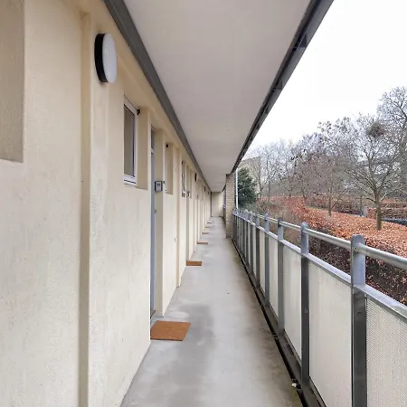 In Herlev, Herlevgardsvej 2, Appartement *